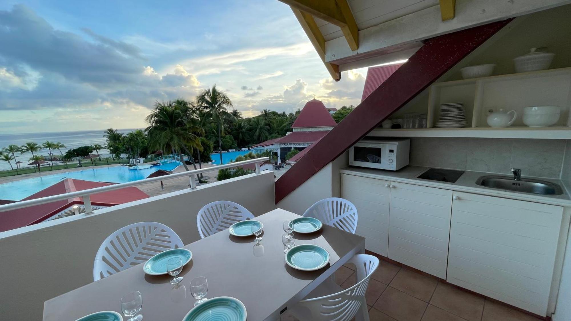 Sur la Plage @ Pierre&Vacances Sainte-Anne  Exterior foto